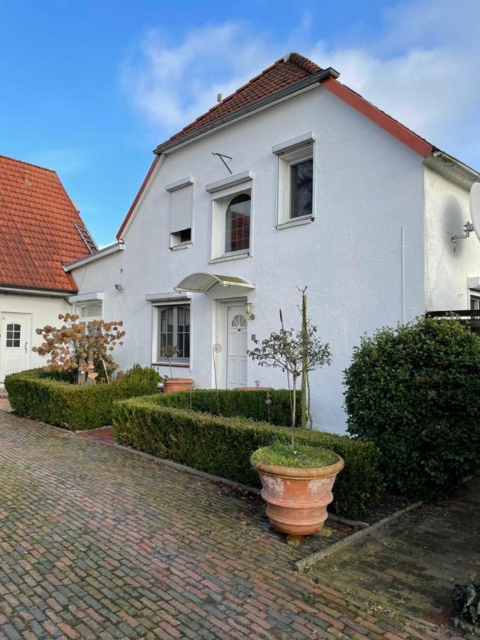 Hotel Faehrhaus Kirschenland Jork Habitación foto